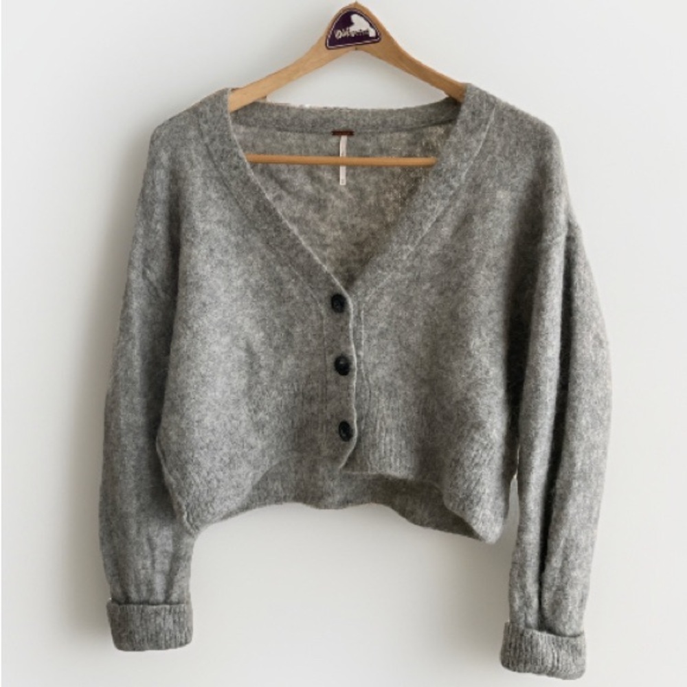 Free People Alpaca Wool Blend Cropped Cardigan
*made in Peru!